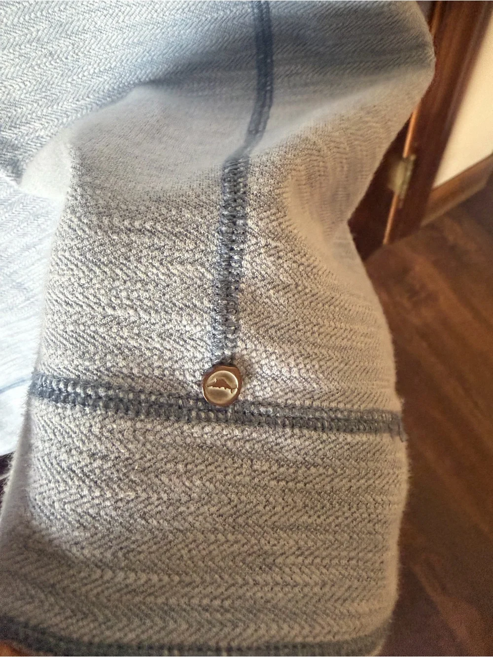 Tommy Bahama reversible Men's Light Blue Quarter-Zip Sweater